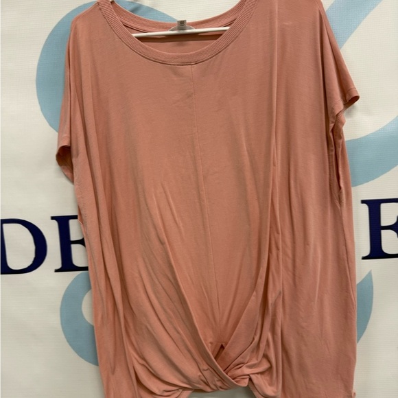Time and Tru Women’s top - Picture 1 of 5
